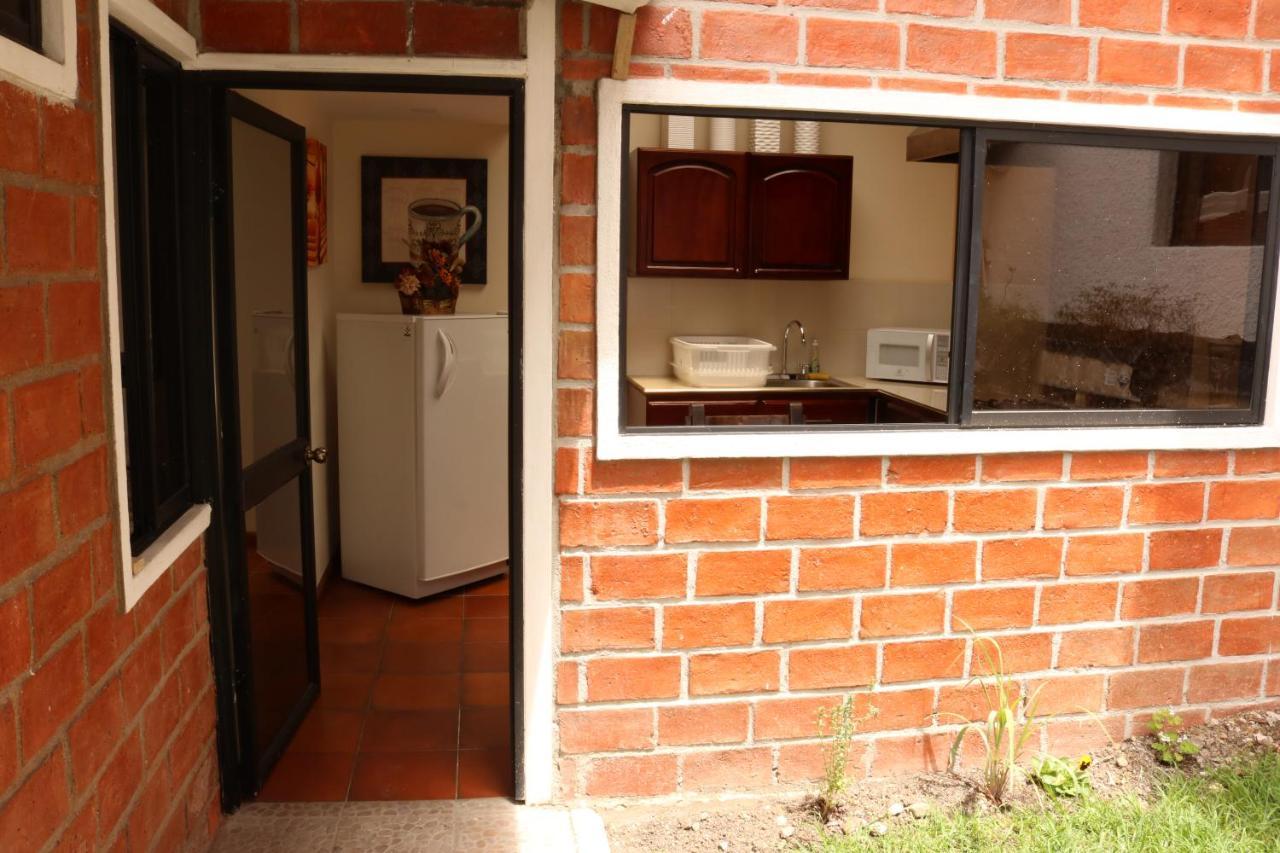 Casatodosantos Bed and Breakfast Cuenca Eksteriør billede
