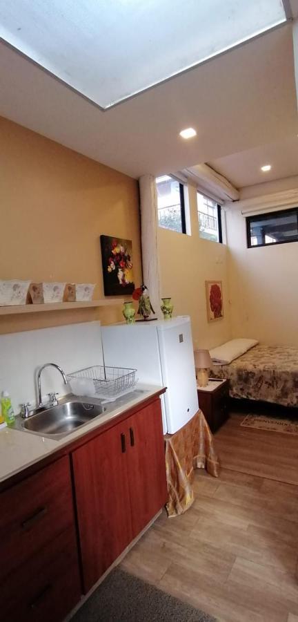 Casatodosantos Bed and Breakfast Cuenca Eksteriør billede