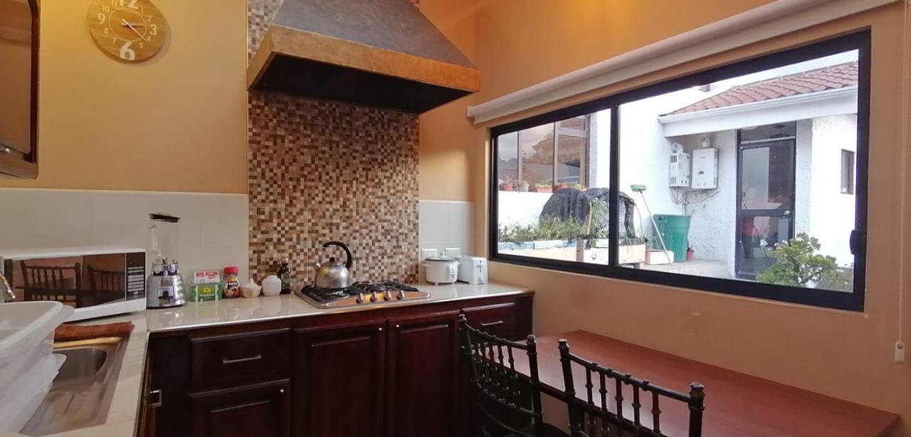 Casatodosantos Bed and Breakfast Cuenca Eksteriør billede